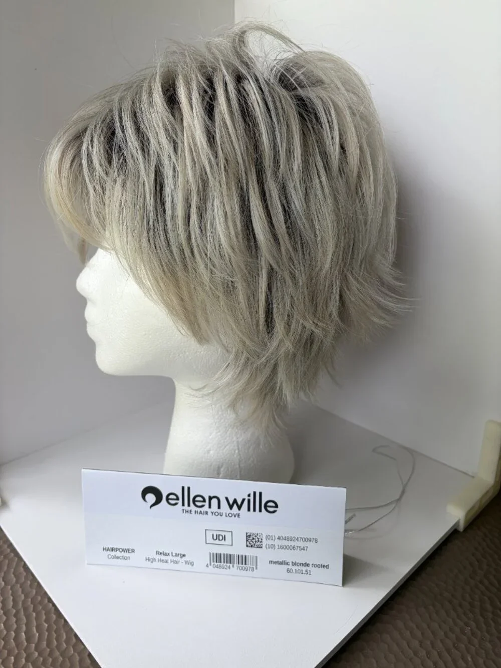 Ellen Wille RELAX Large in Metallic Blonde R, LF, HF, Synthetic Wig, NWT
